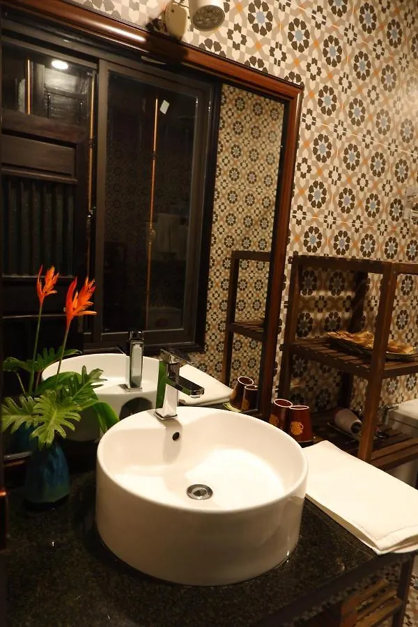 Nghe Riverside Villa הוי אן