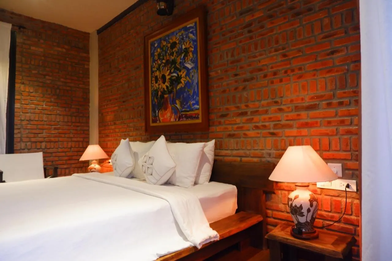 Nghe Riverside Villa הוי אן